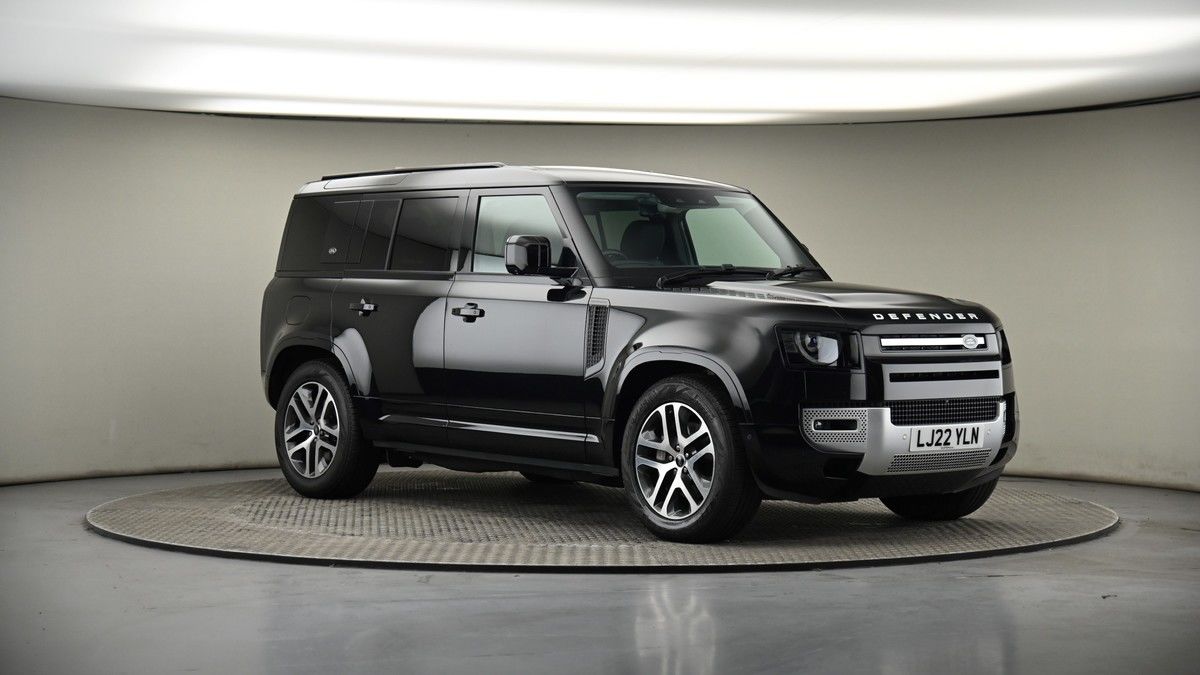 More views of Land Rover Defender 110