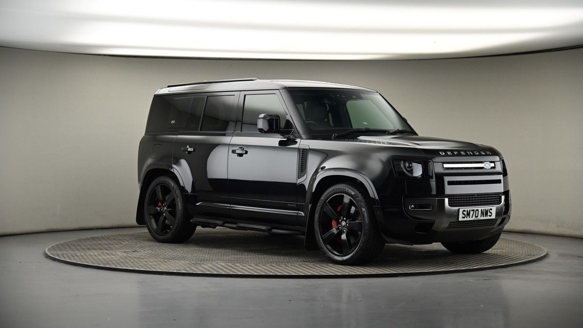 More views of Land Rover Defender 110