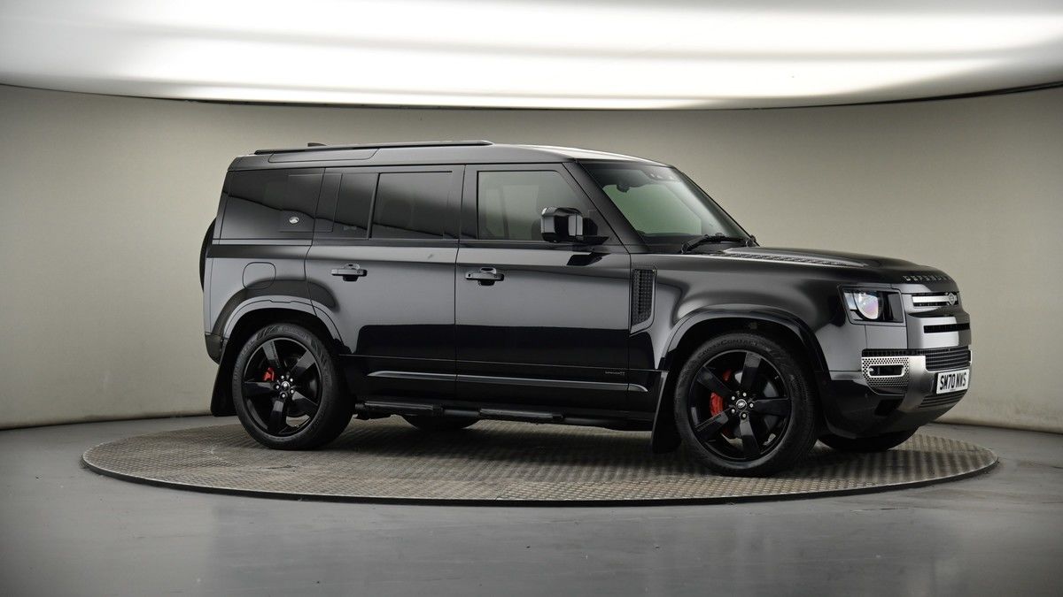 Land Rover Defender 110 Image 6