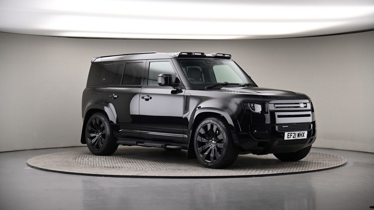 More views of Land Rover Defender 110