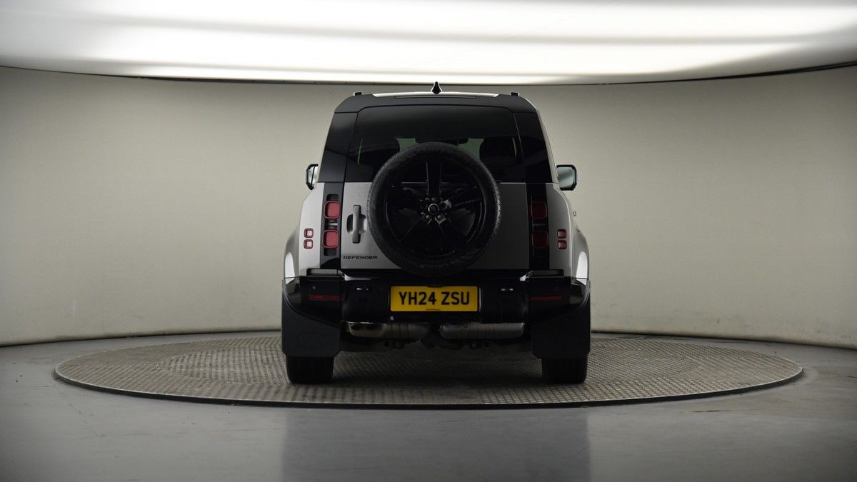 Land Rover Defender 110 Urban Image 33