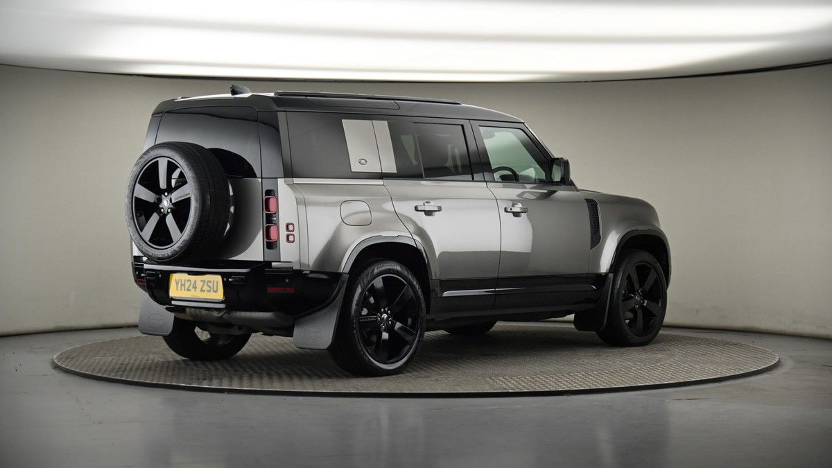 Land Rover Defender 110 Urban Image 13