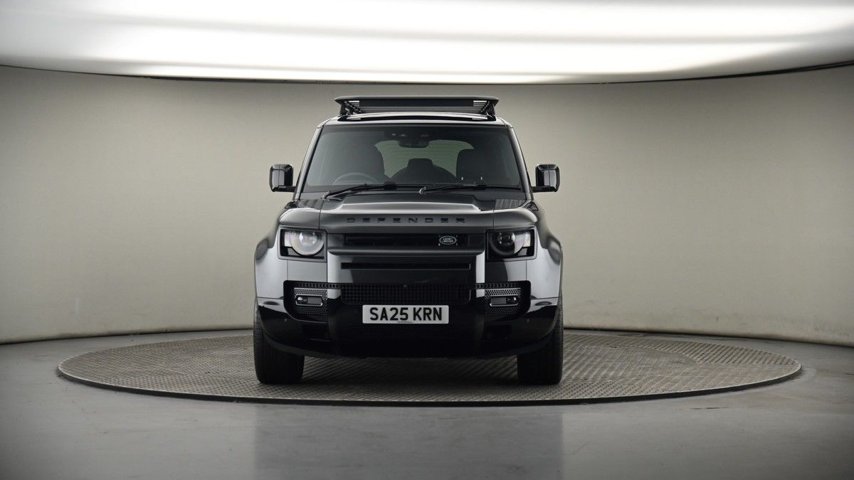 Land Rover Defender 110 Urban Image 36
