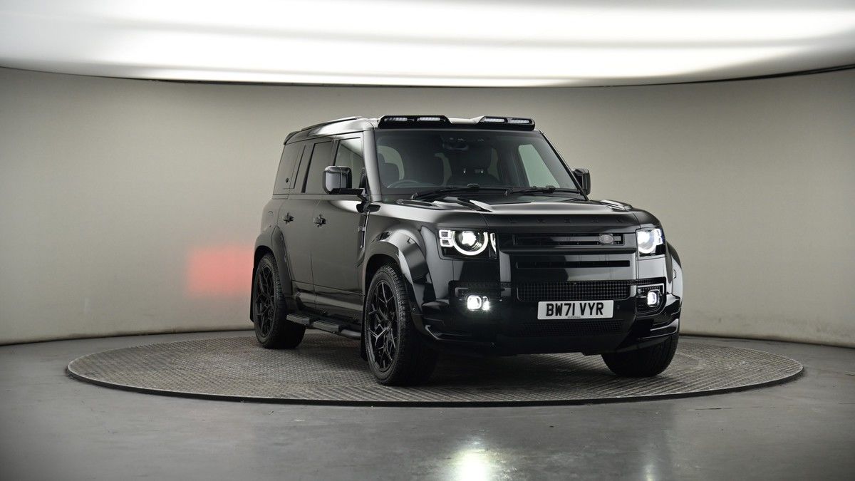 More views of Land Rover Defender 110
