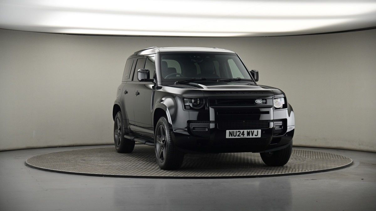 More views of Land Rover Defender 110
