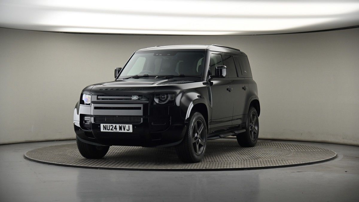 More views of Land Rover Defender 110