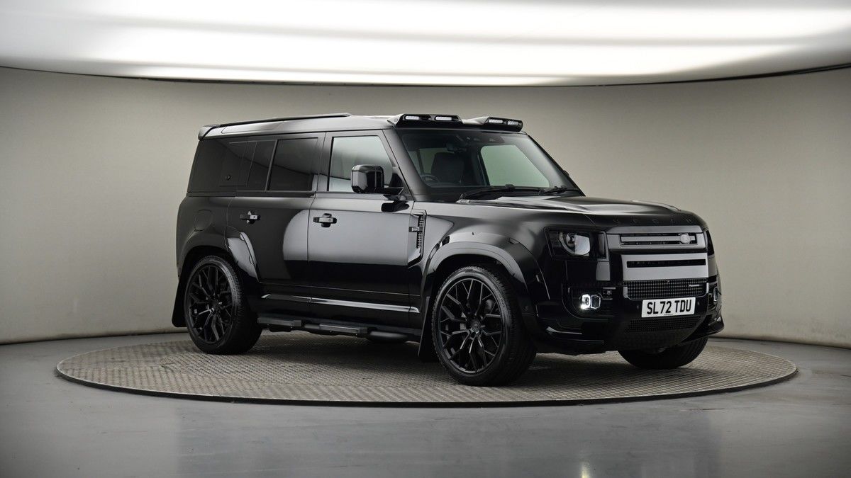 More views of Land Rover Defender 110