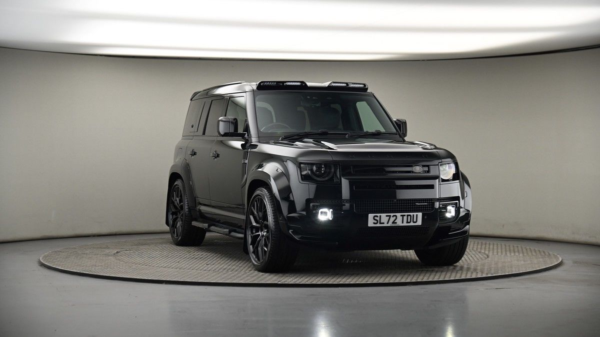 More views of Land Rover Defender 110