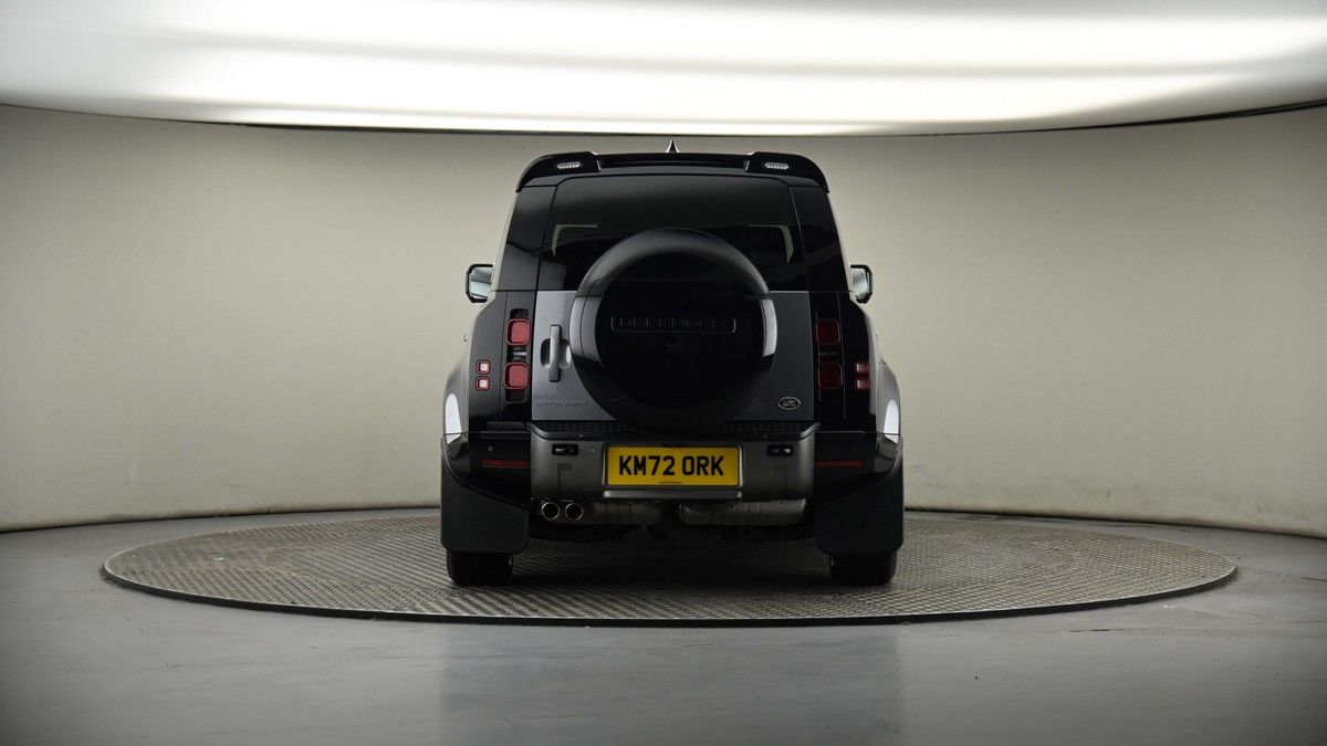 Land Rover Defender 110 Image 34