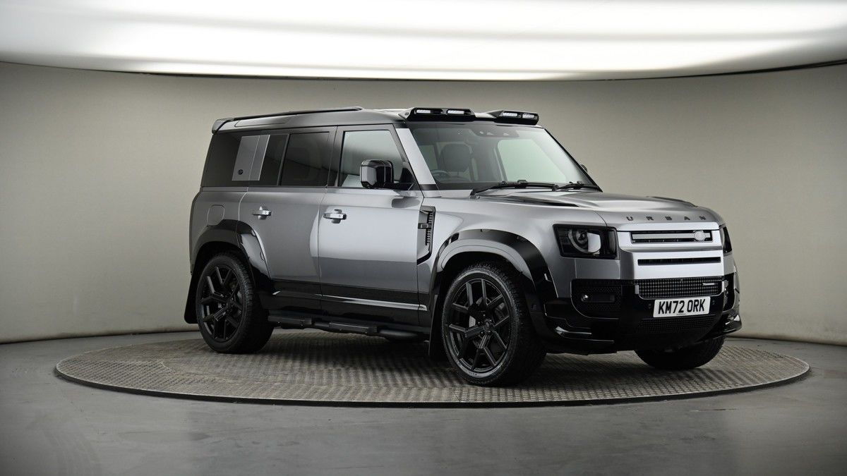 More views of Land Rover Defender 110