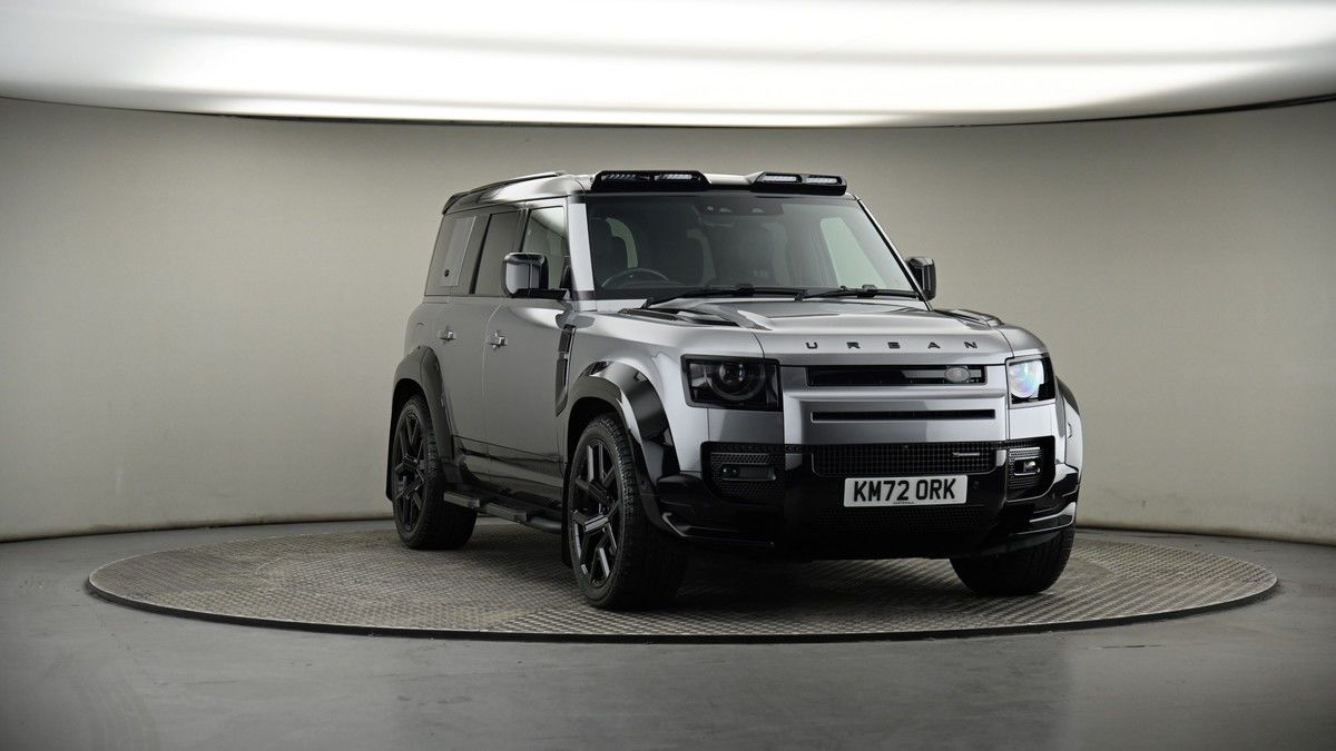 More views of Land Rover Defender 110