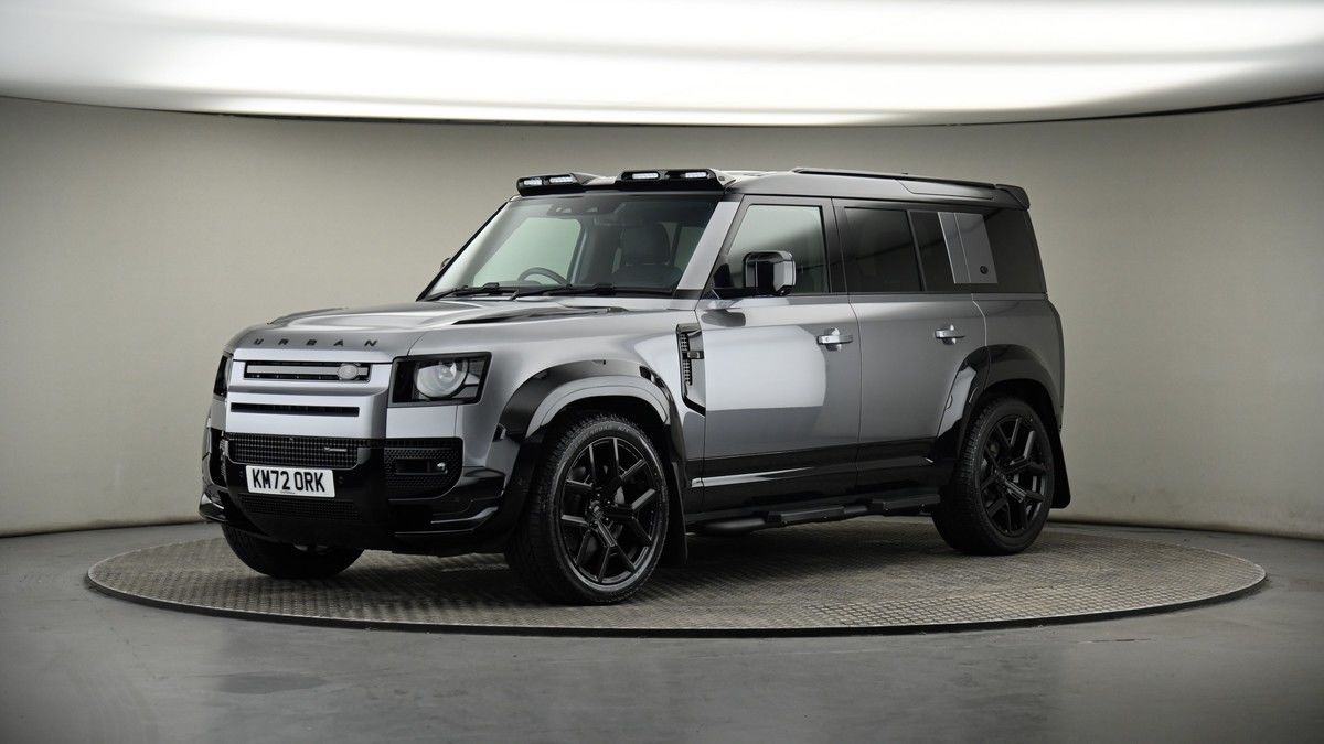 More views of Land Rover Defender 110