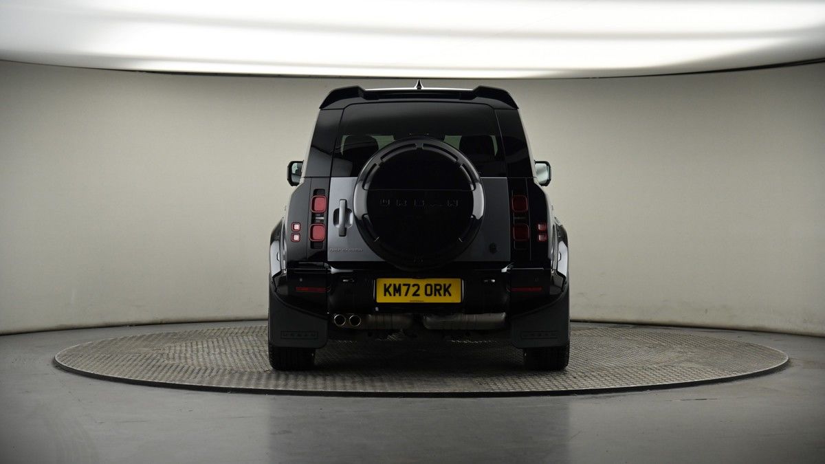Land Rover Defender 110 Image 33