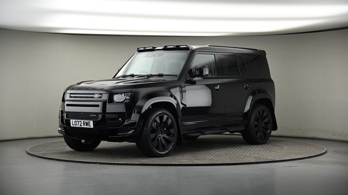 More views of Land Rover Defender 110