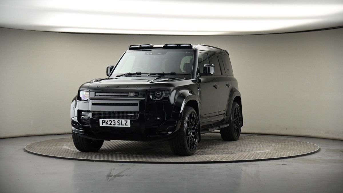 More views of Land Rover Defender 110