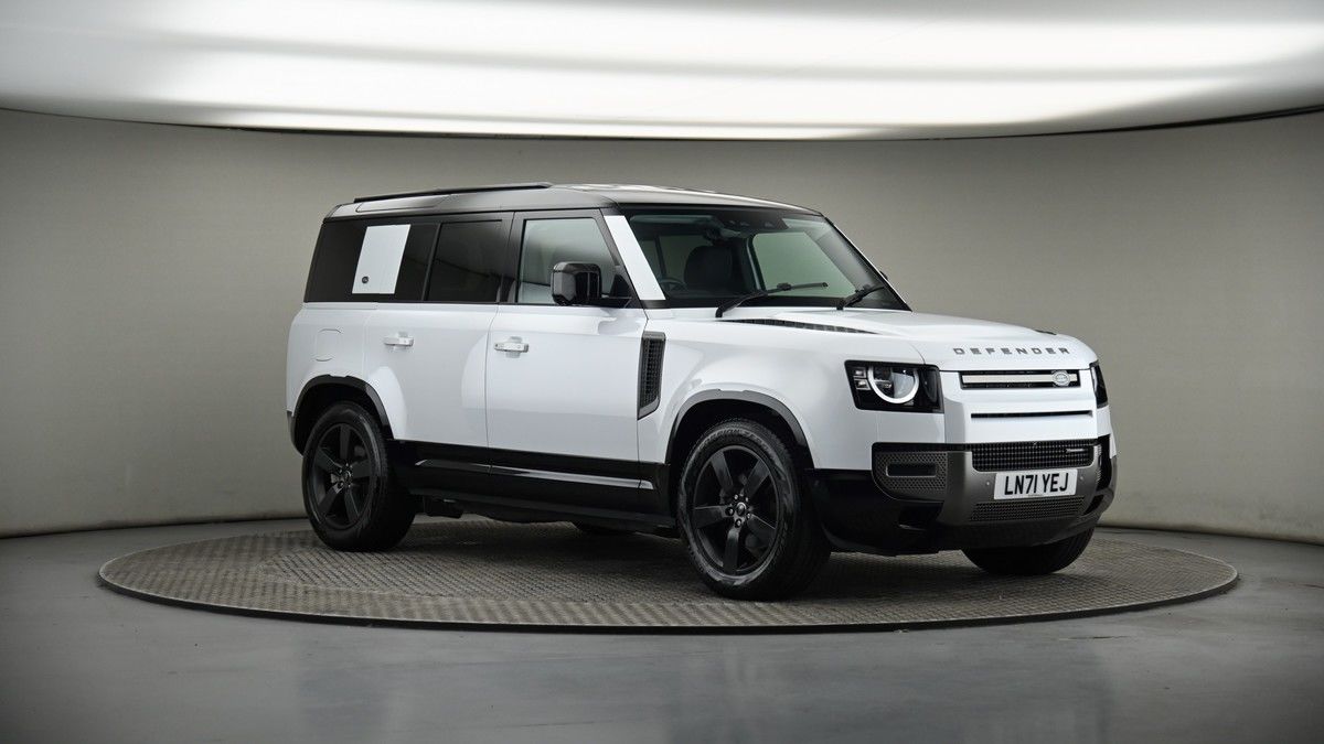 More views of Land Rover Defender 110