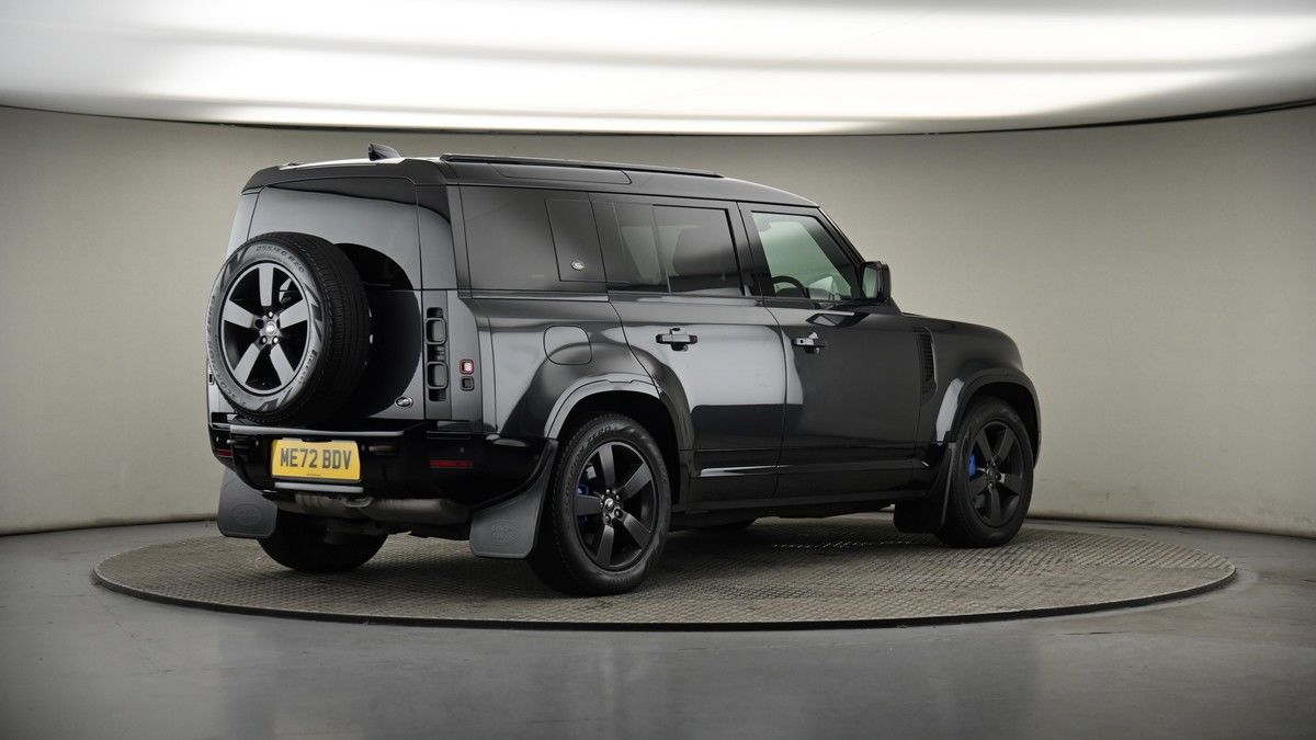 Land Rover Defender 110 Urban Image 7