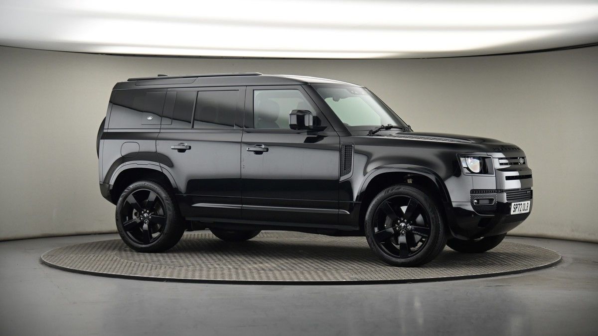 Land Rover Defender 110 Image 6