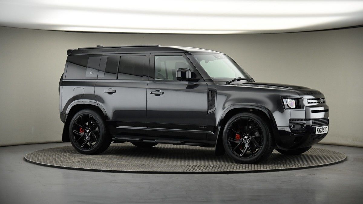 Land Rover Defender 110 Image 14
