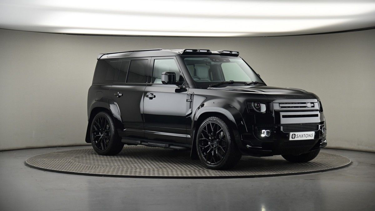 More views of Land Rover Defender 110