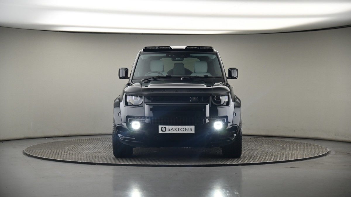 Land Rover Defender 110 Urban Image 35
