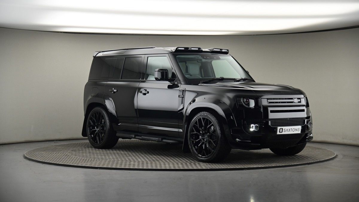 More views of Land Rover Defender 110