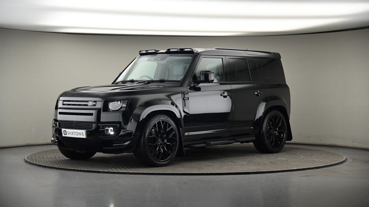 More views of Land Rover Defender 110