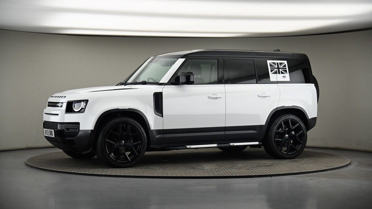 More views of Land Rover Defender 110