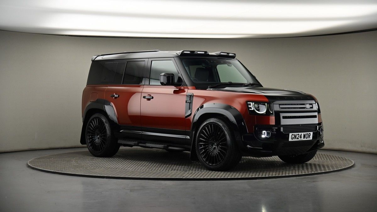 More views of Land Rover Defender 110