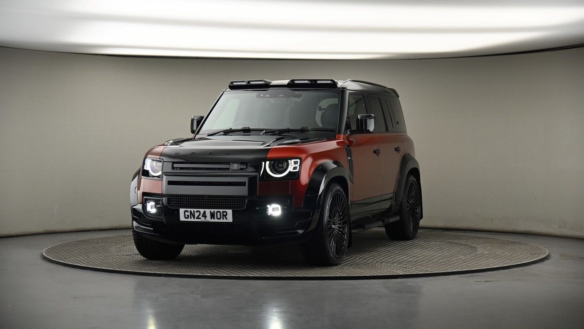 More views of Land Rover Defender 110