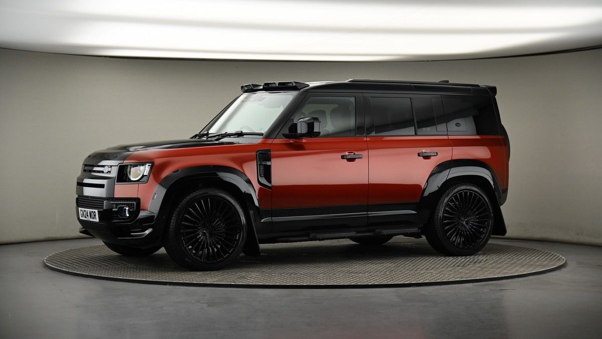 More views of Land Rover Defender 110