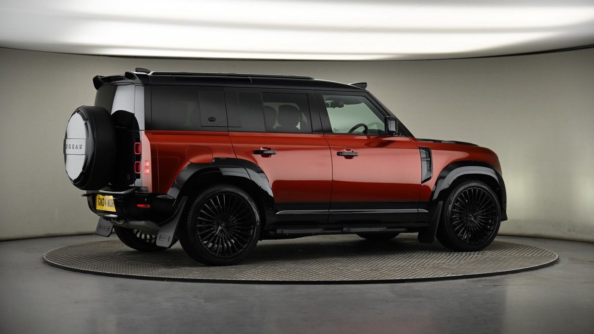 More views of Land Rover Defender 110