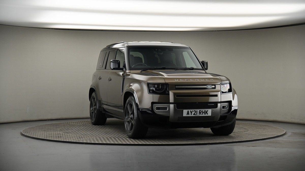 More views of Land Rover Defender 110