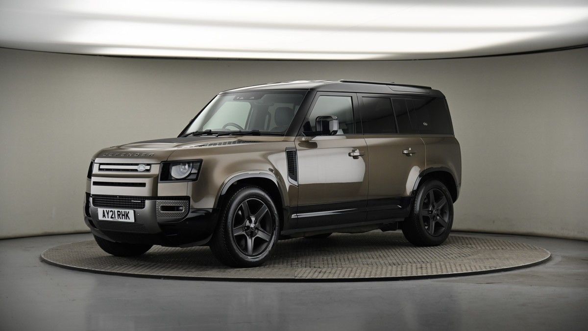 More views of Land Rover Defender 110