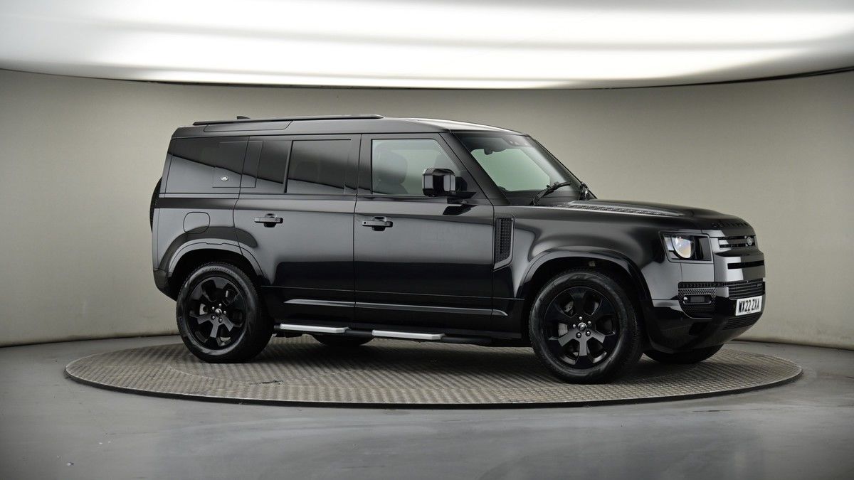 Land Rover Defender 110 Image 6