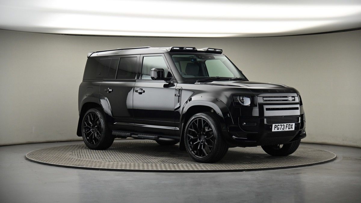 More views of Land Rover Defender 110