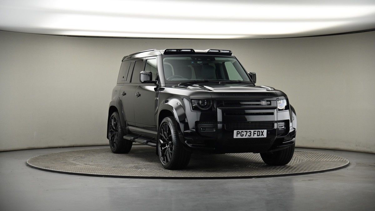 More views of Land Rover Defender 110