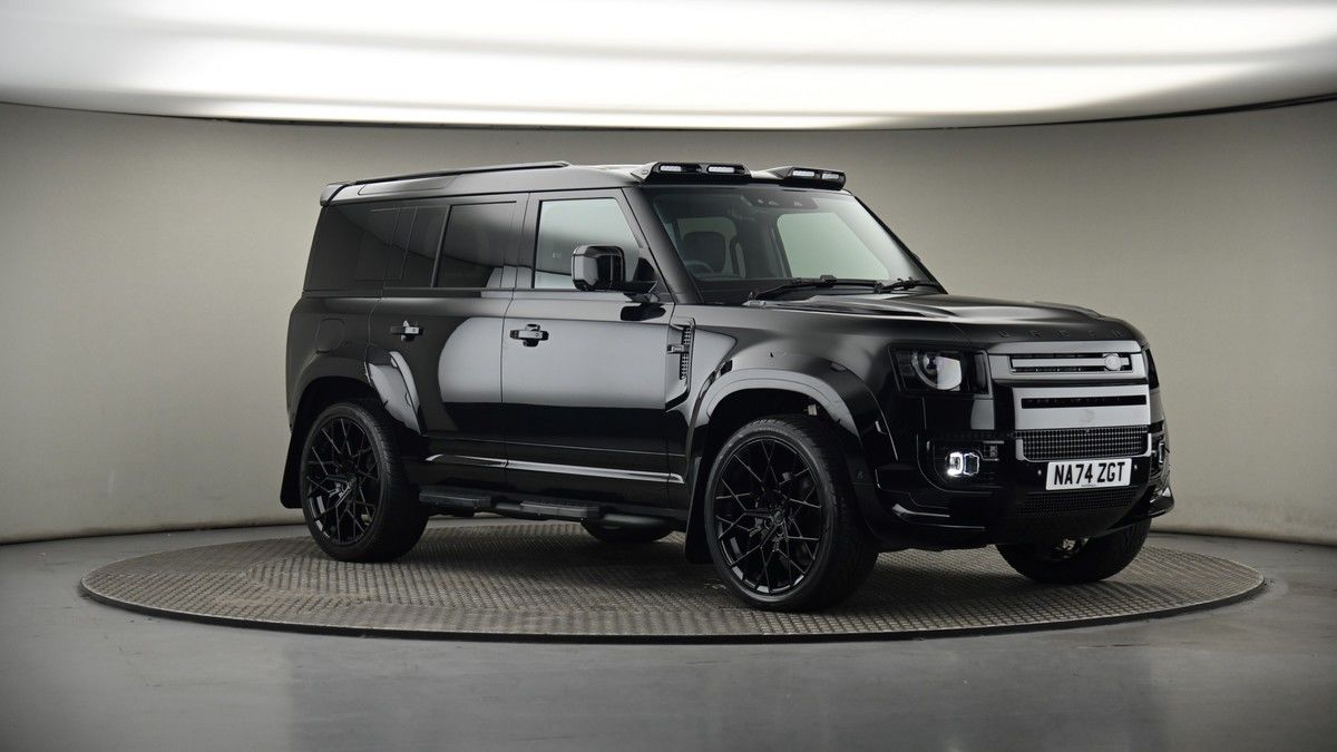 More views of Land Rover Defender 110
