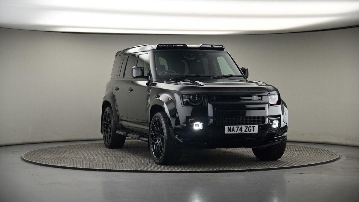 More views of Land Rover Defender 110