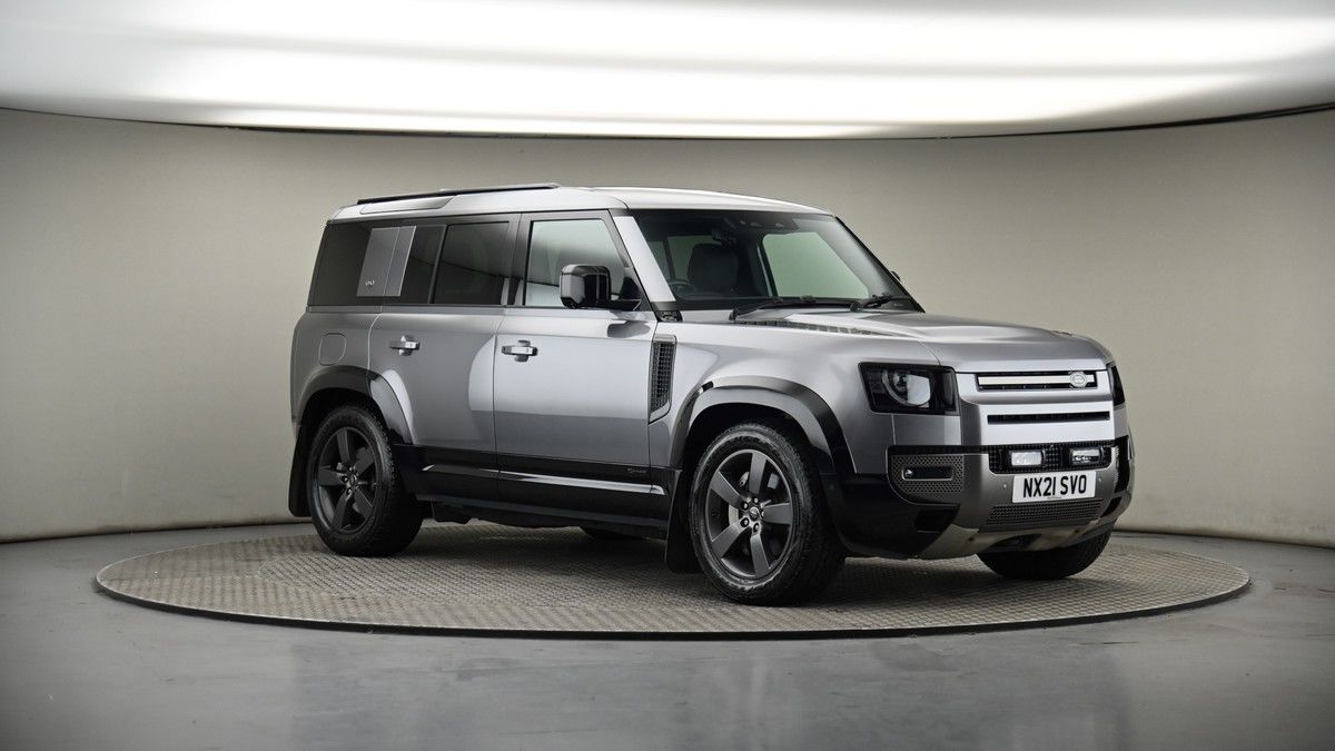 More views of Land Rover Defender 110