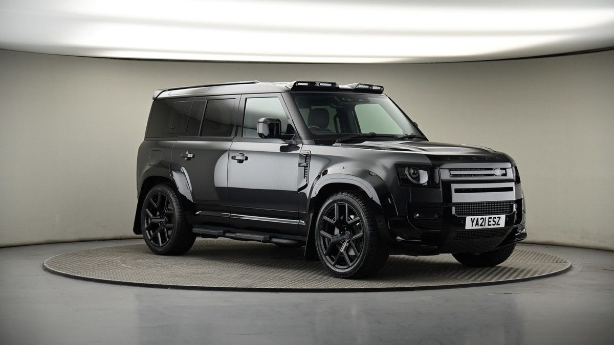 More views of Land Rover Defender 110