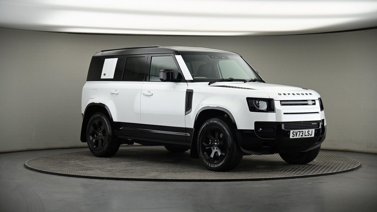 More views of Land Rover Defender 110