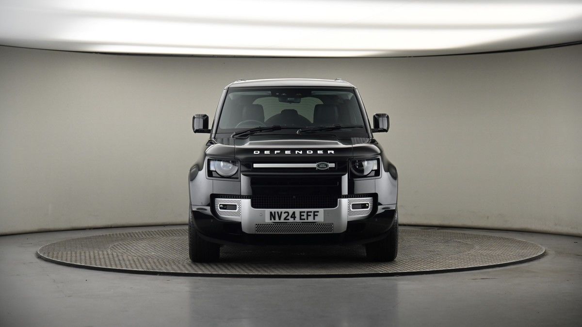 Land Rover Defender 110 Urban Image 18