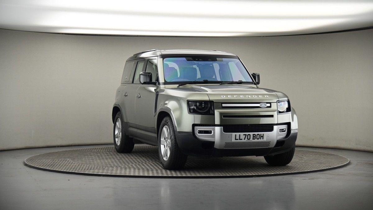 More views of Land Rover Defender 110