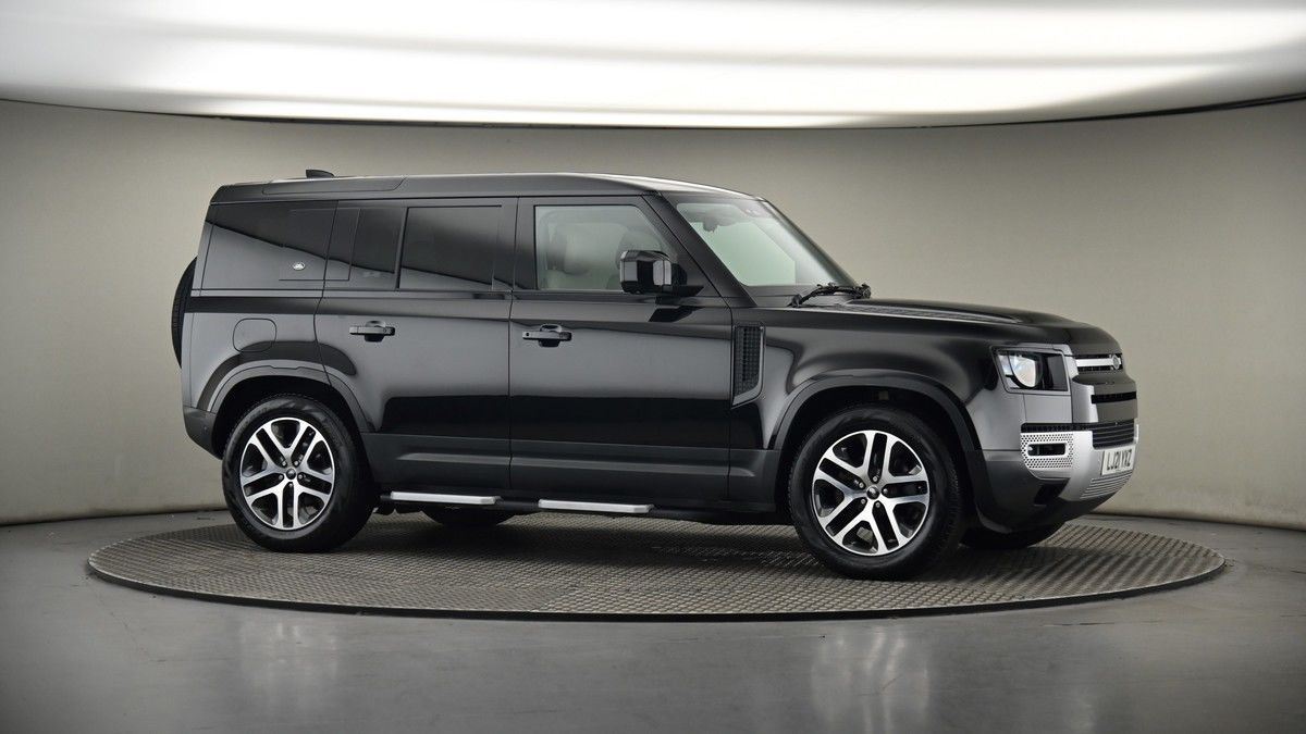Land Rover Defender 110 Image 6
