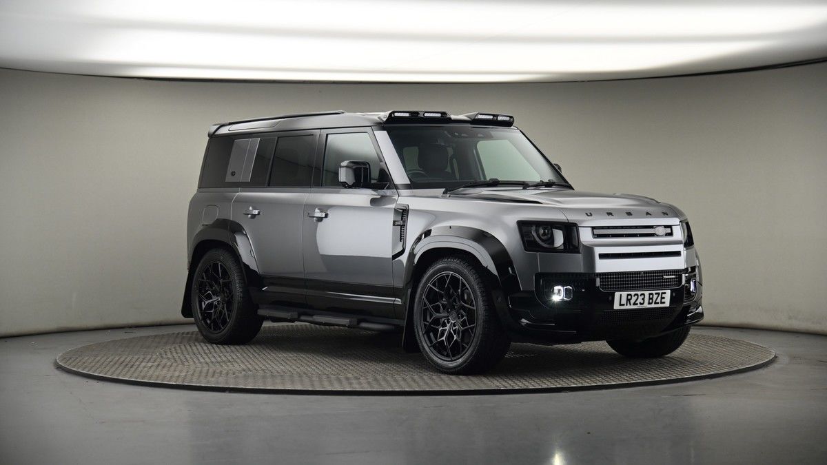 More views of Land Rover Defender 110