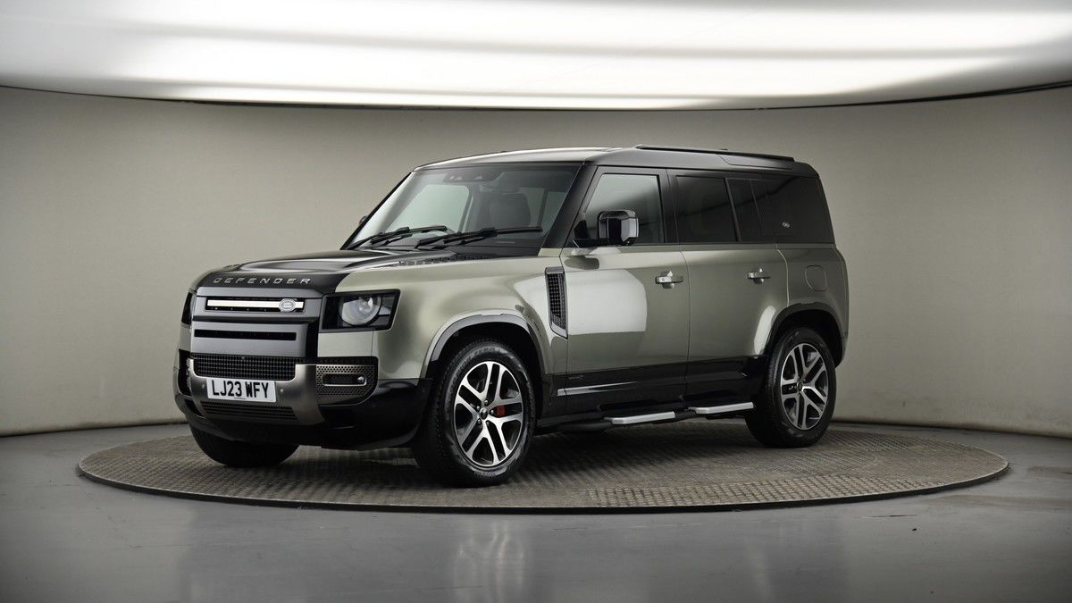 More views of Land Rover Defender 110