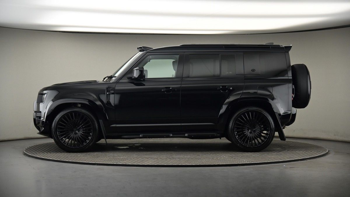 Land Rover Defender 110 Urban Image 19