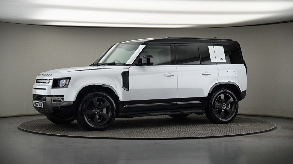More views of Land Rover Defender 110