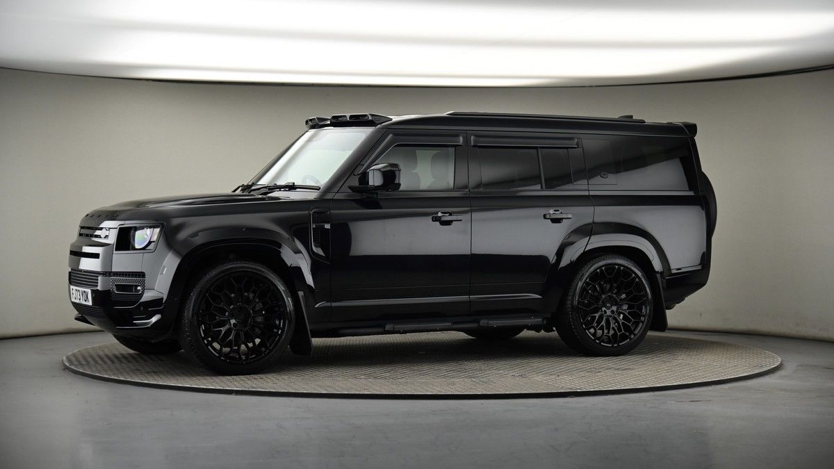 More views of Land Rover Defender 130